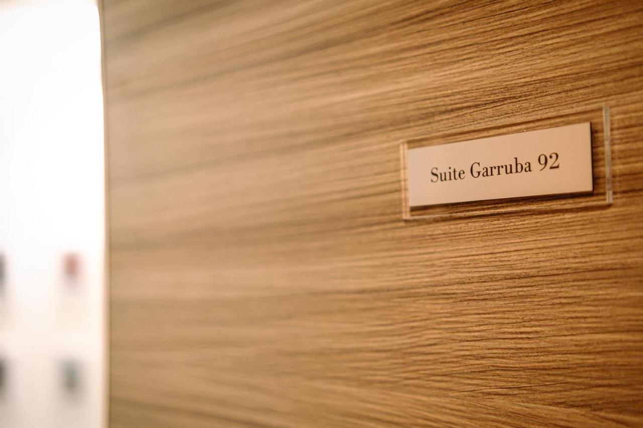 Garruba 92 Apartments Bari Luaran gambar